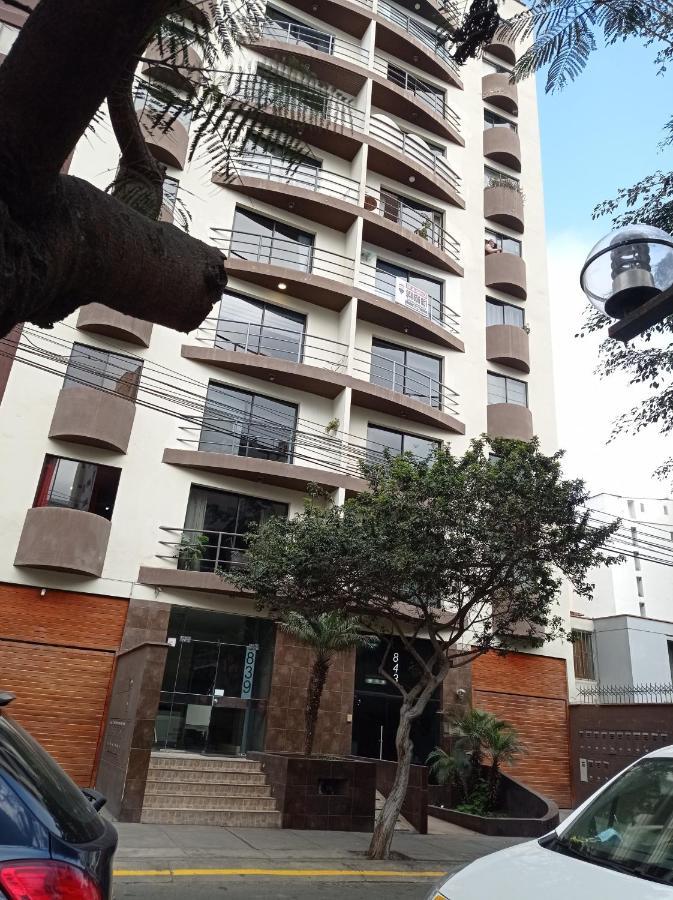 Habitacion Privada En Departamento Compartido Лима Екстериор снимка