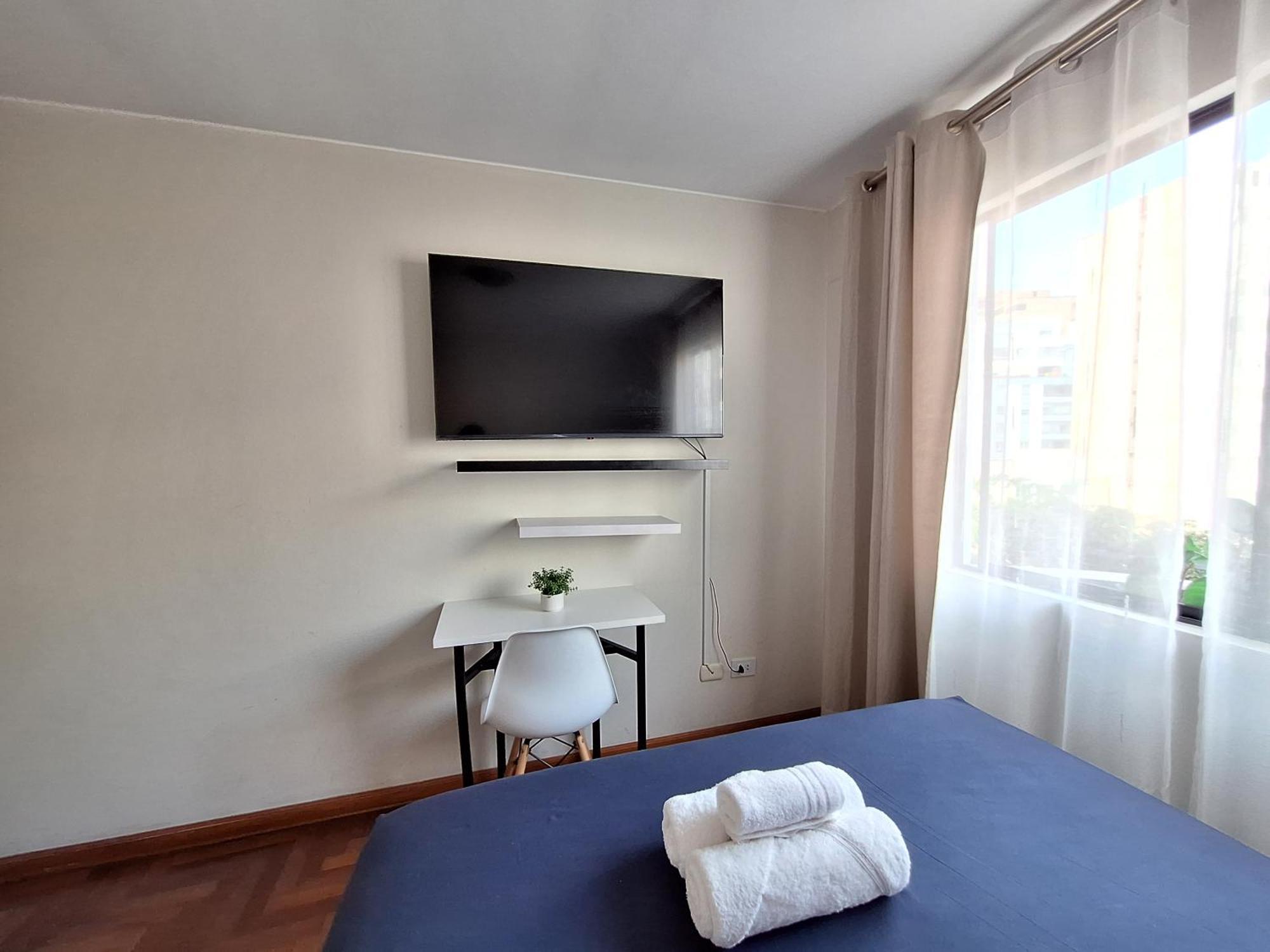 Habitacion Privada En Departamento Compartido Лима Екстериор снимка